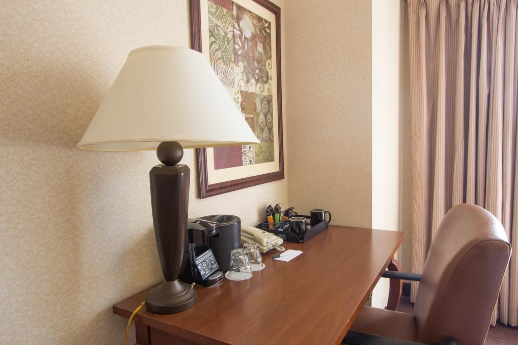 City Place Downtown St. Louis Hotel Buitenkant foto