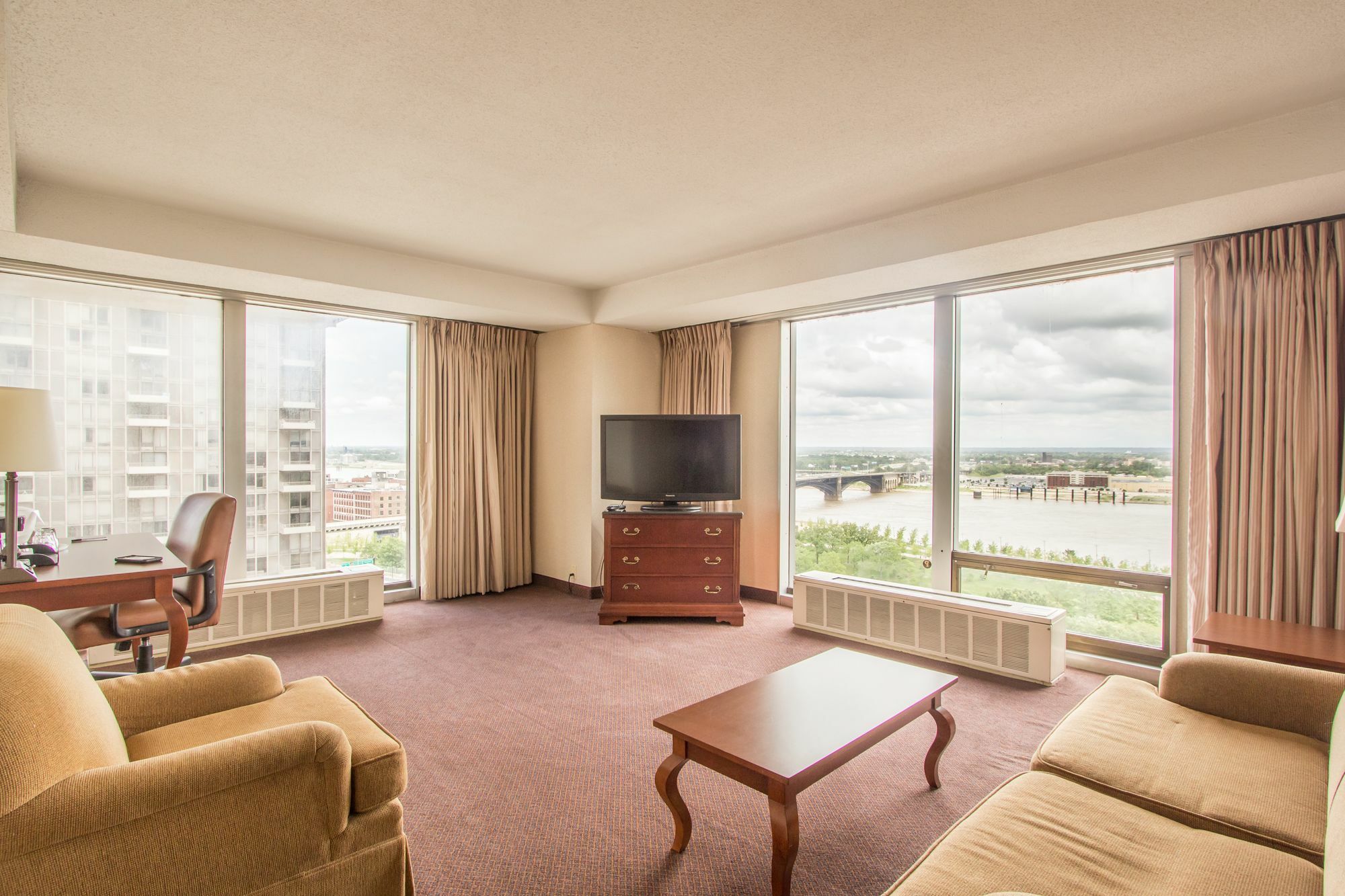 City Place Downtown St. Louis Hotel Buitenkant foto