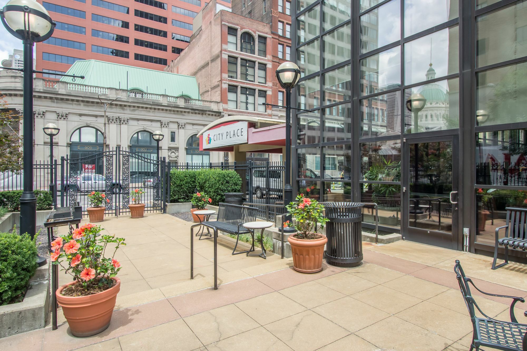 City Place Downtown St. Louis Hotel Buitenkant foto