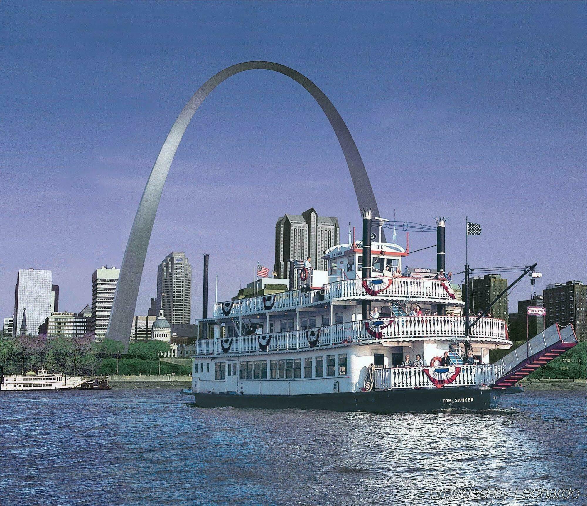 City Place Downtown St. Louis Hotel Buitenkant foto